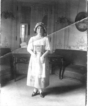 Orane Demazis dans Conte d'Avril d'Auguste Dorchain en 1919
